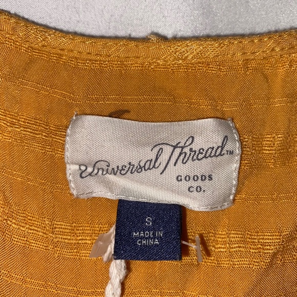 Universal threads cross body tie shirt - Picture 2 of 2